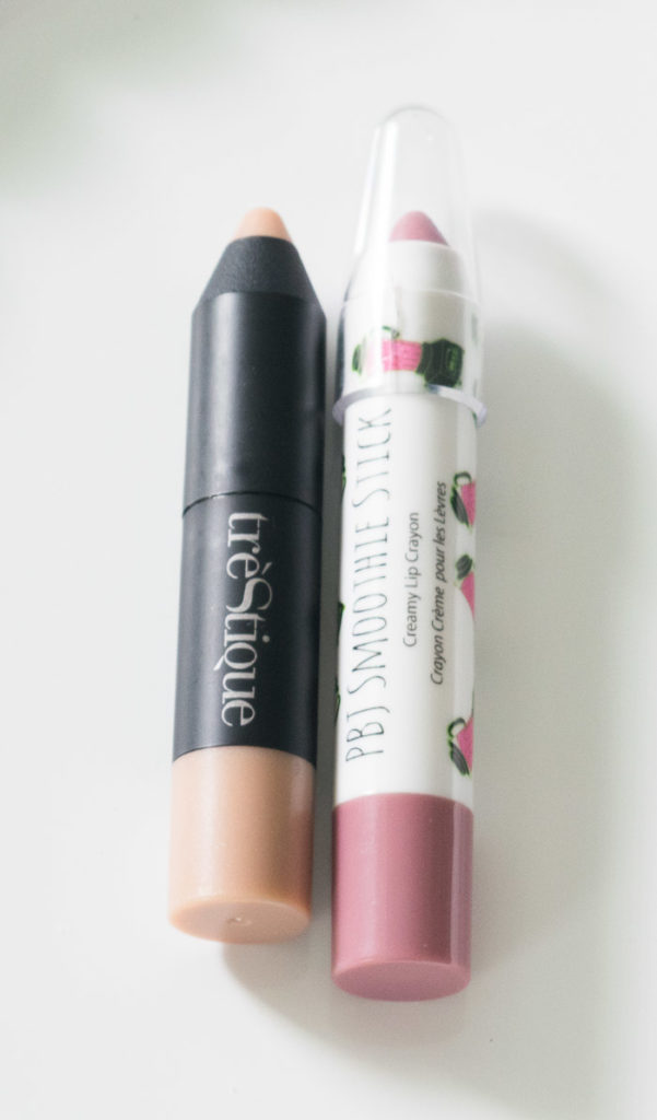 Summer Beauty Routine Highlighter and Lip Crayon